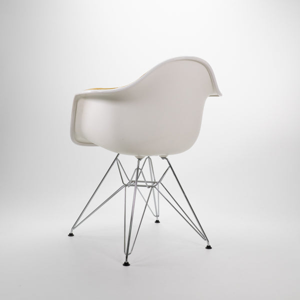 Vitra | DAR Plastic Armchair Vollpolster