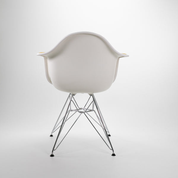 Vitra | DAR Plastic Armchair Vollpolster