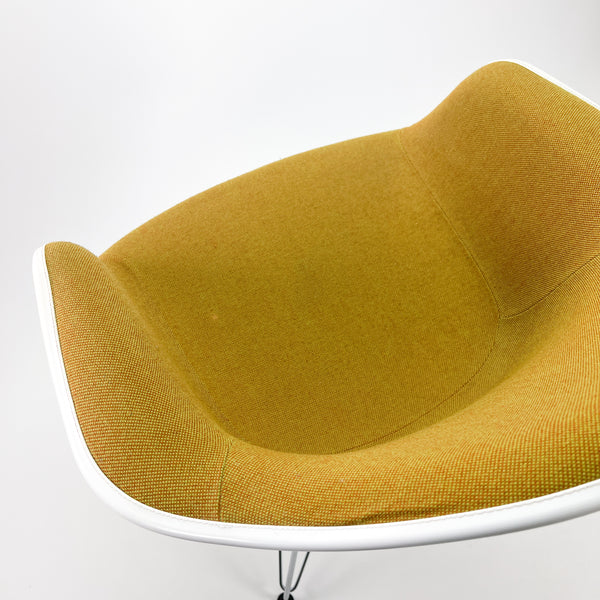 Vitra | DAR Plastic Armchair Vollpolster