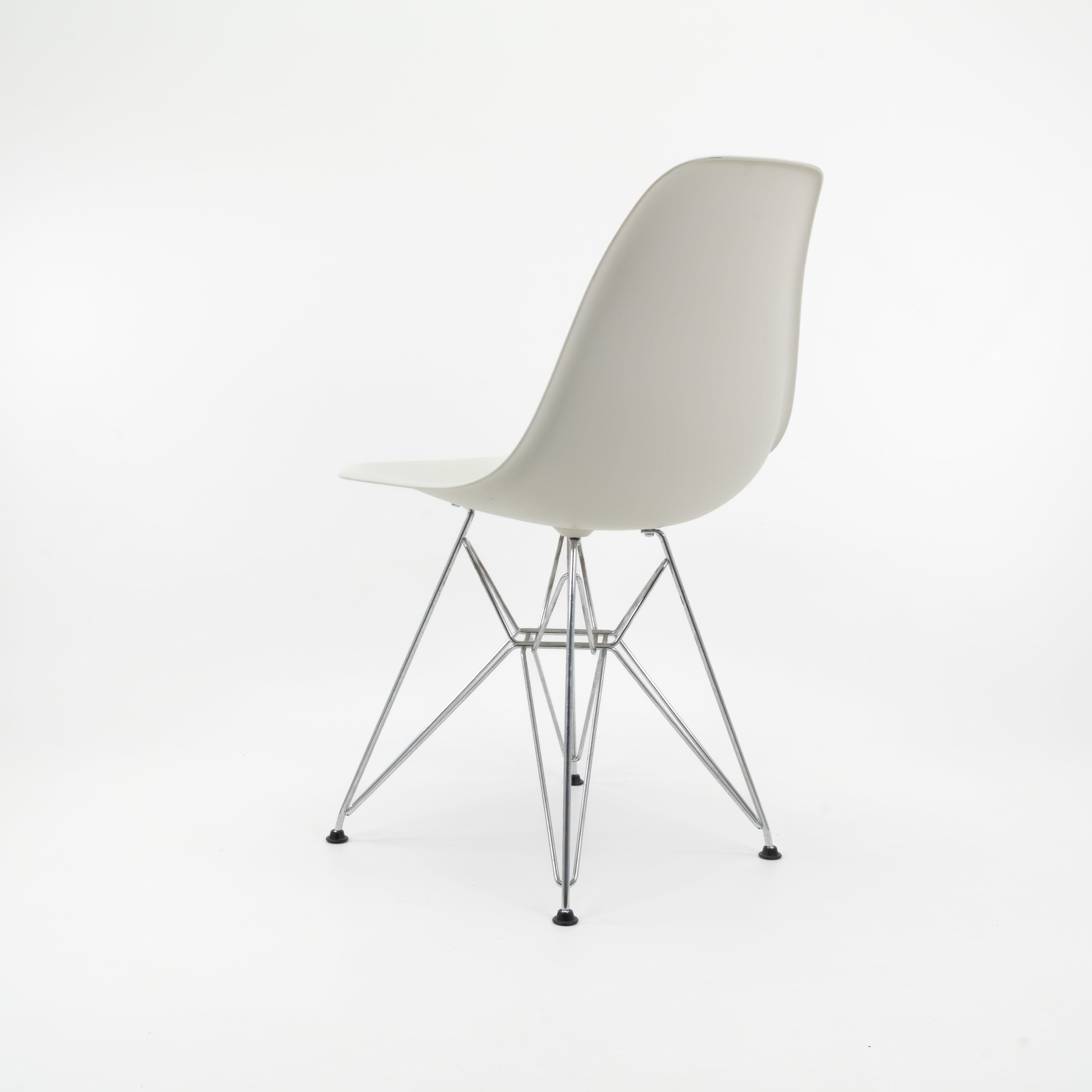 Vitra | DSR Side Chair