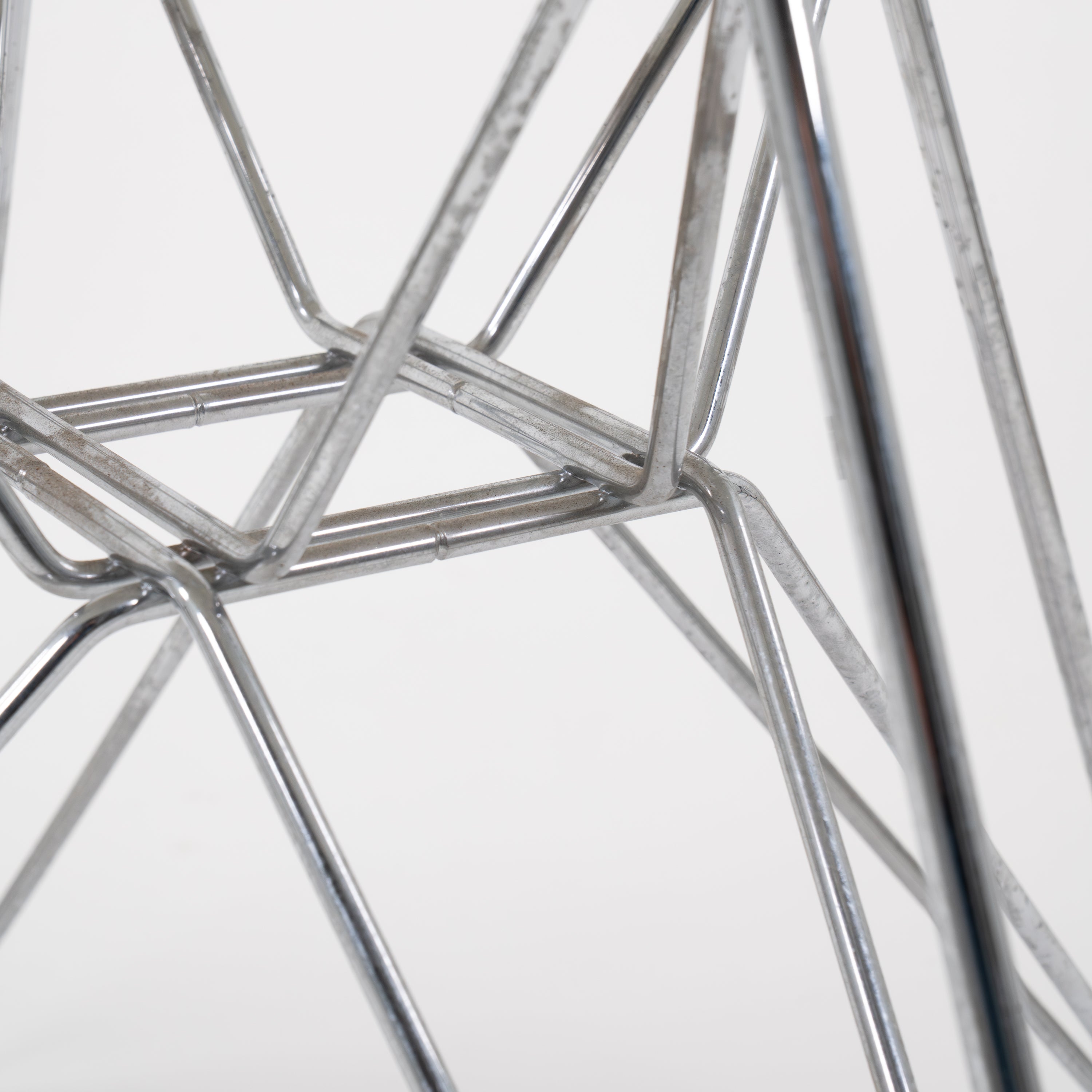 Vitra | DSR Side Chair