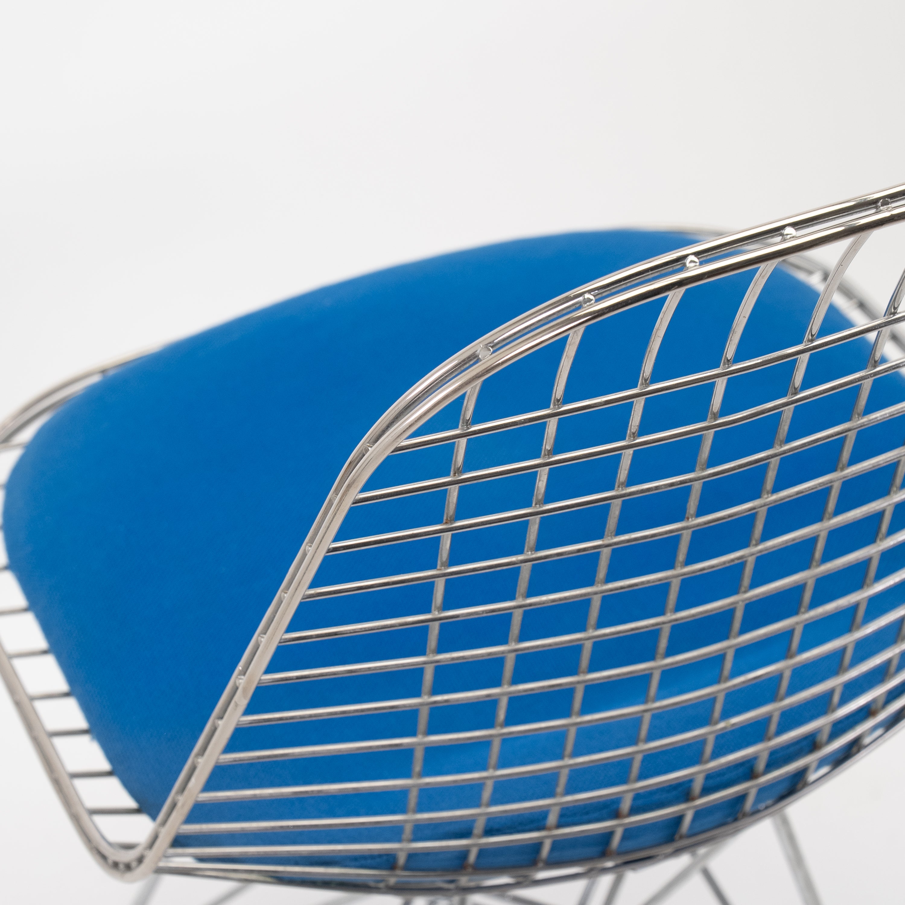 Vitra | DSR Wire Chair