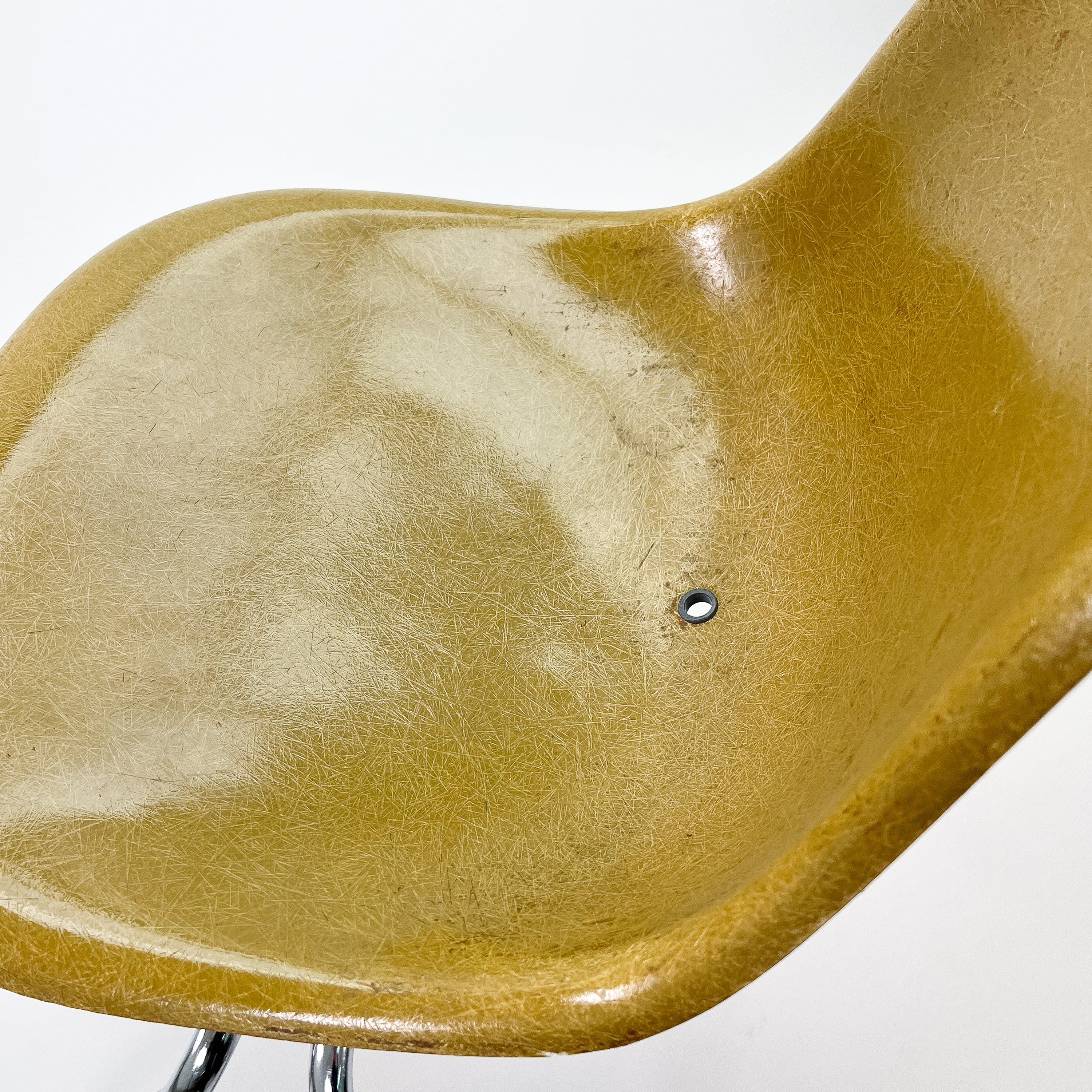 Herman Miller | DSS Fibreglas Chair