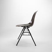 Herman Miller | DSS Fiberglas Chair
