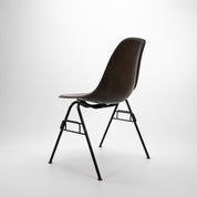 Herman Miller | DSS Fiberglas Chair