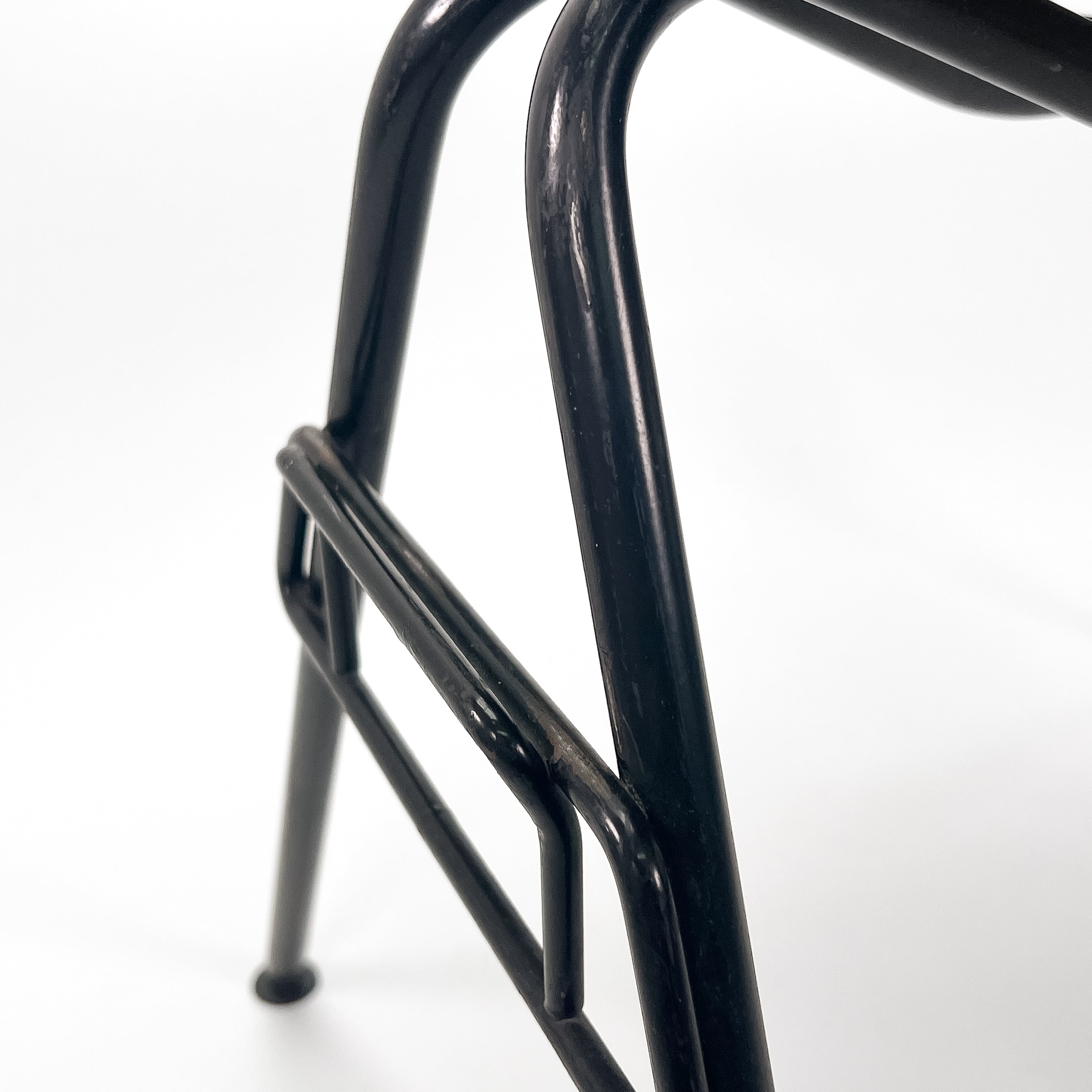 Herman Miller | DSS Fiberglas Chair