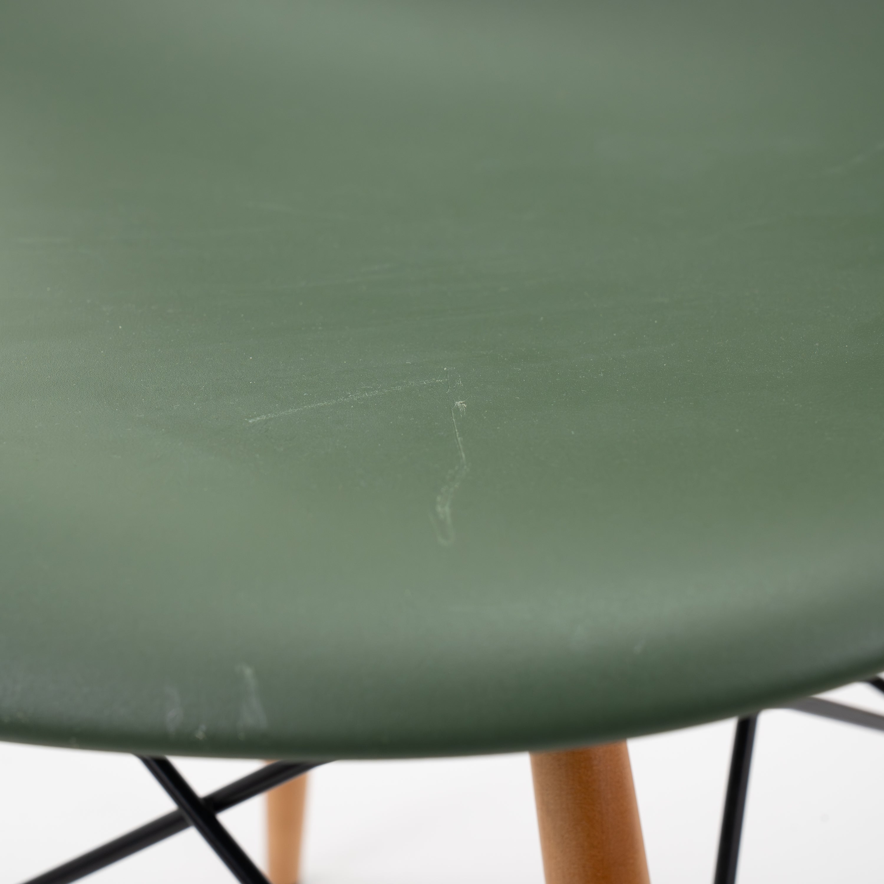 Vitra | DSW Side Chair
