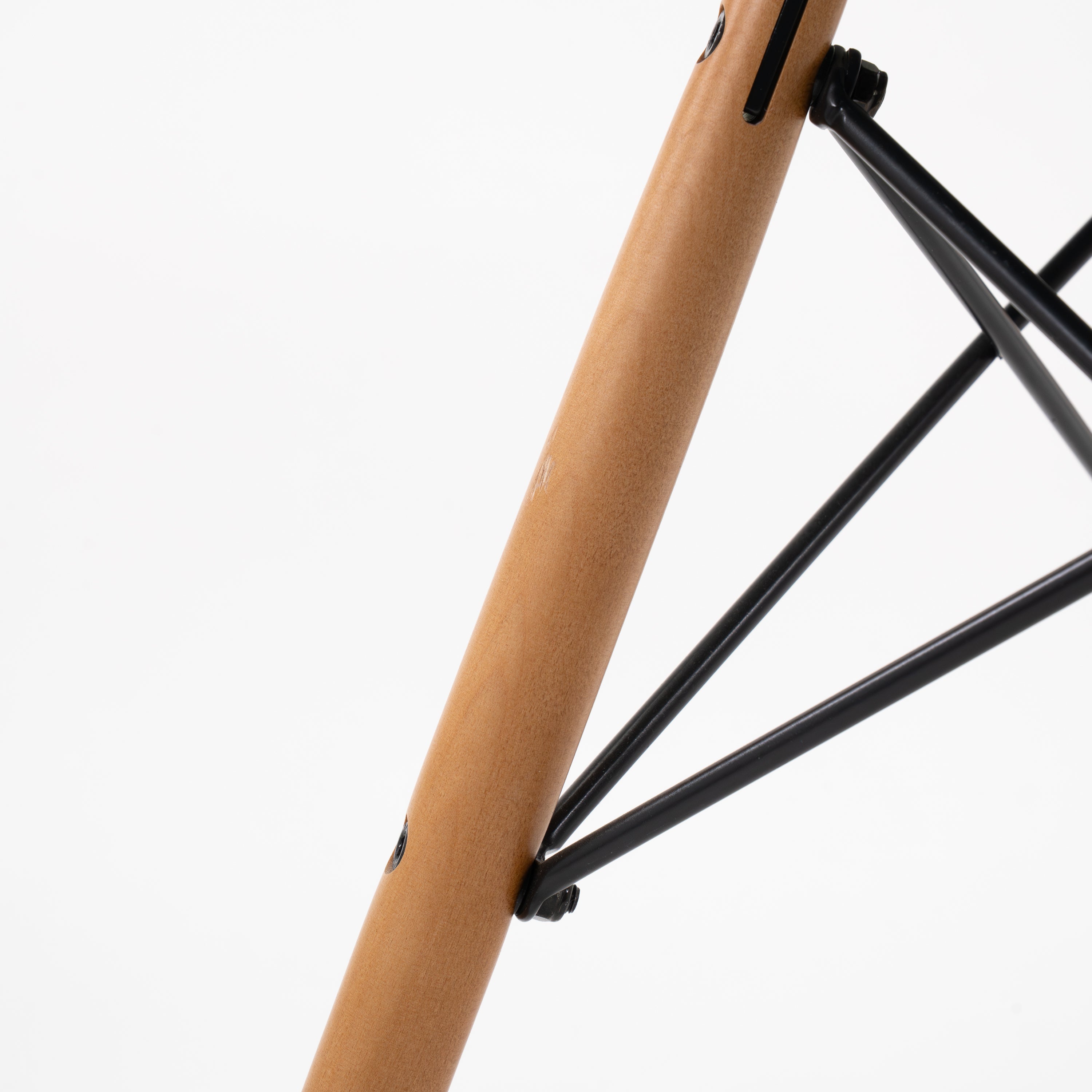 Vitra | DSW Side Chair