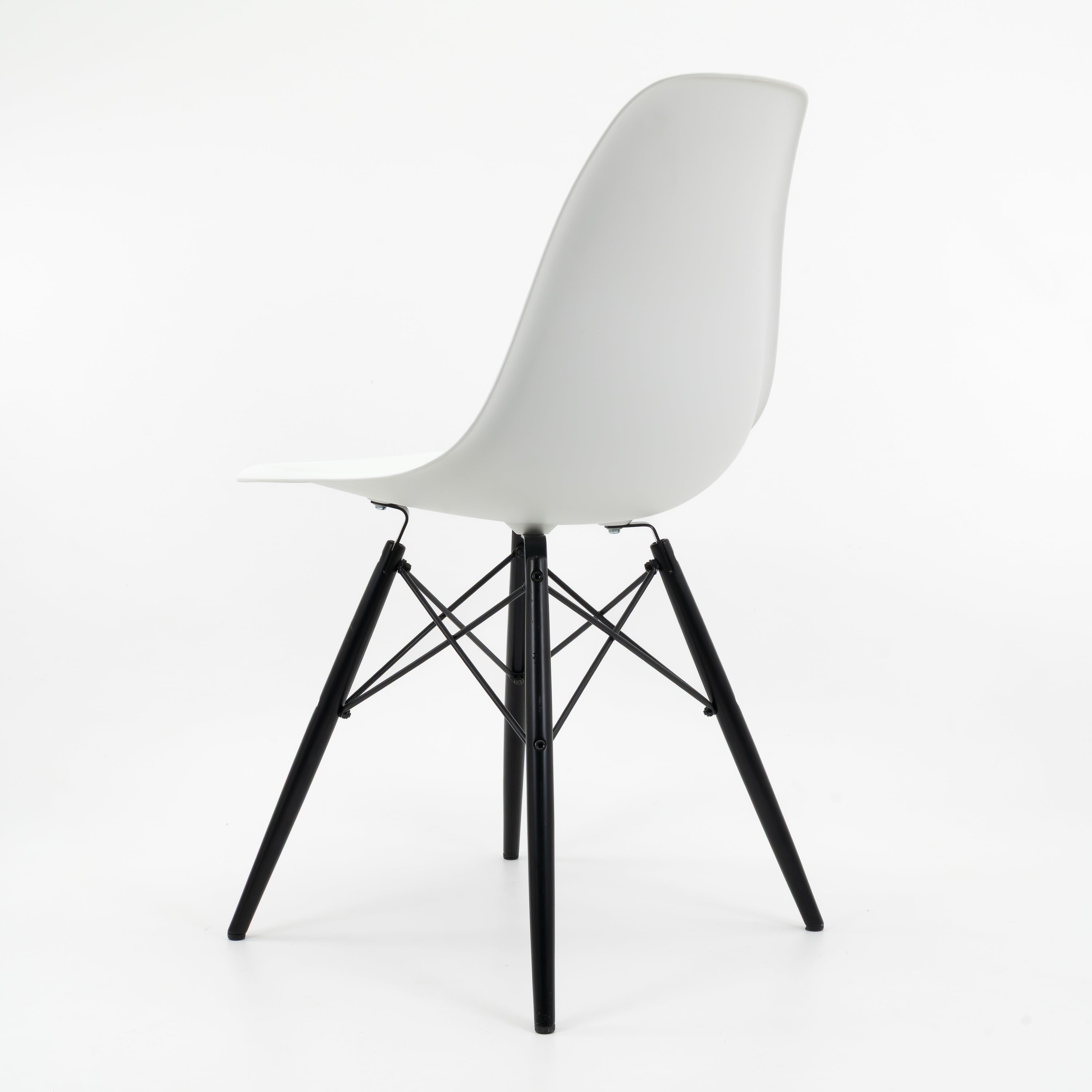 Vitra | DSW Side Chair