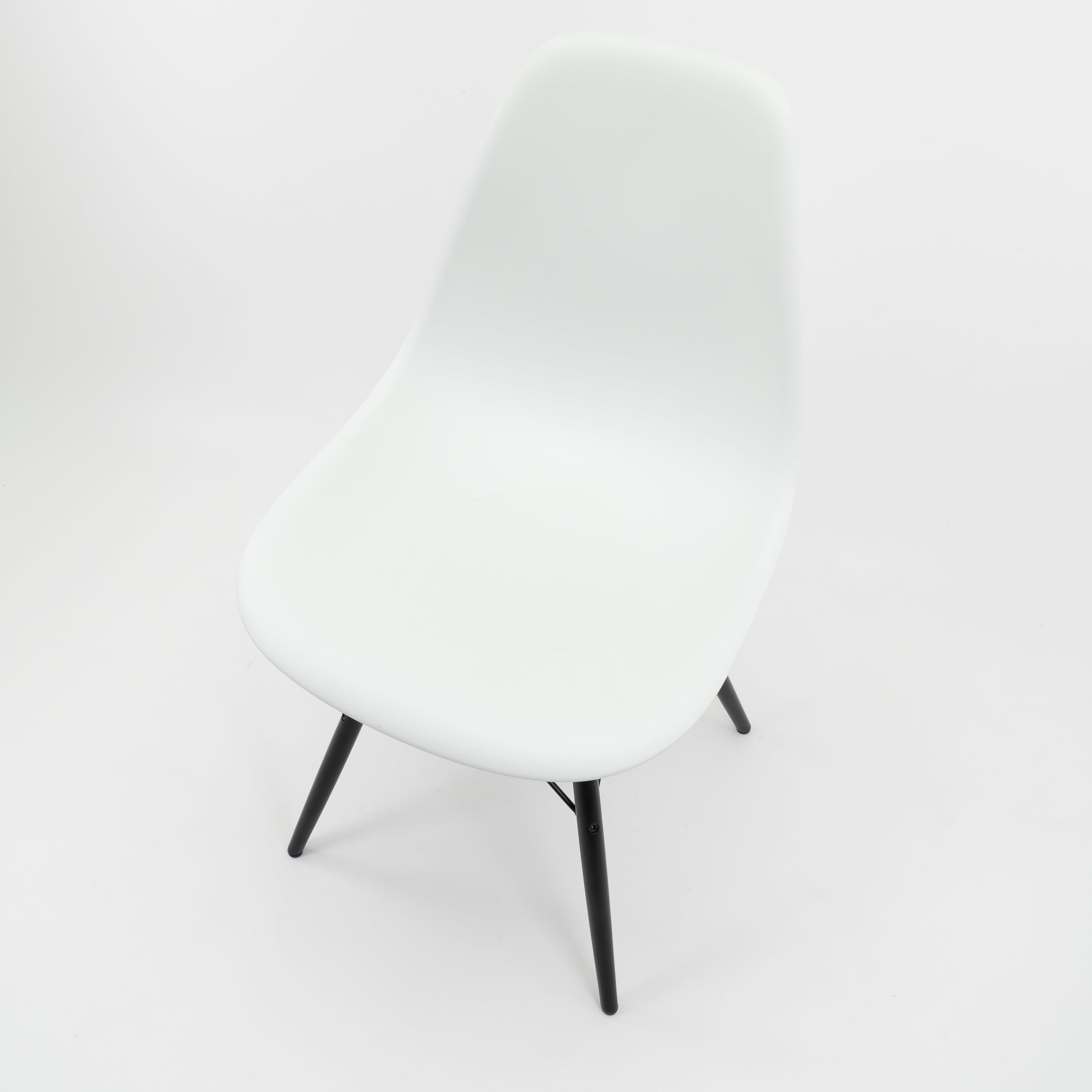 Vitra | DSW Side Chair