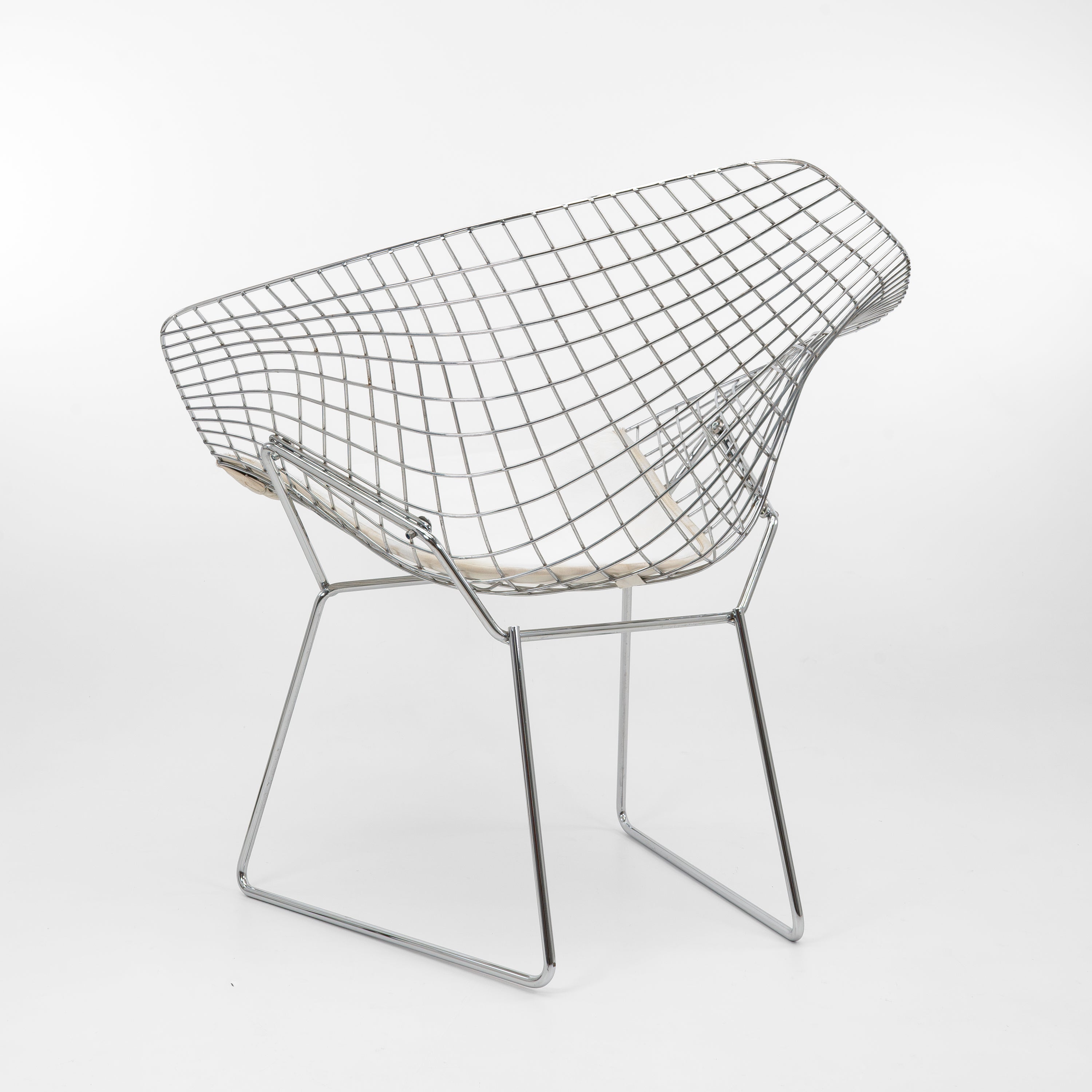 Knoll International | Diamond Chair