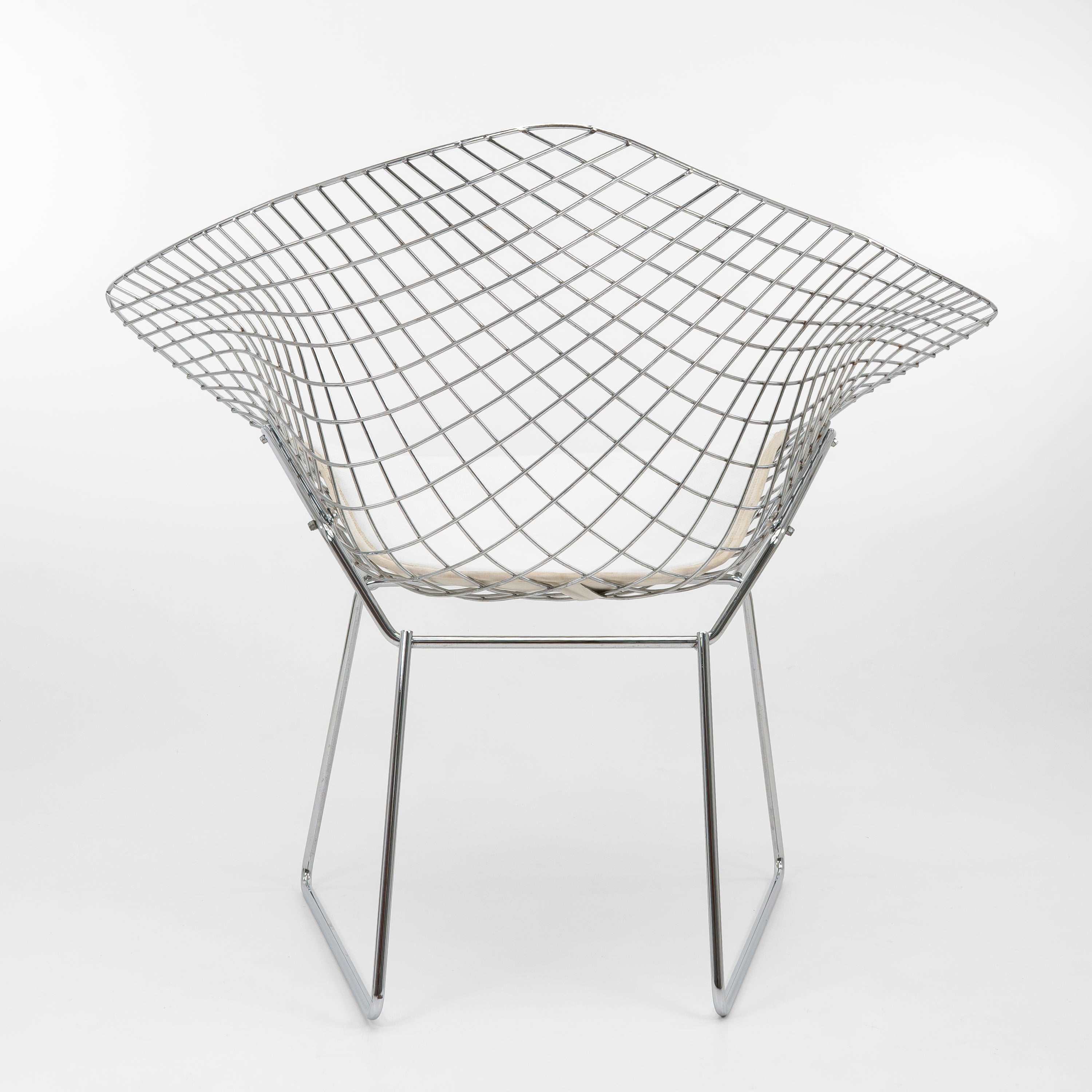 Knoll International | Diamond Chair