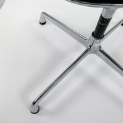 Vitra | EA107