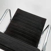 Vitra | EA107