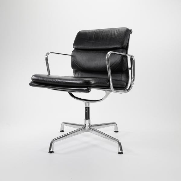 EA108 | Vitra | 1089-3