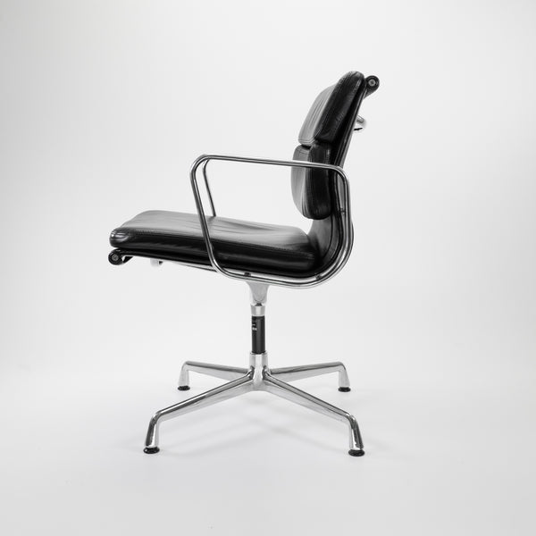 EA108 | Vitra | 1089-3