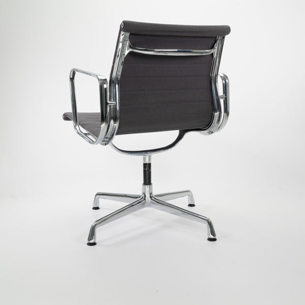 EA108 | Vitra | 1092-3