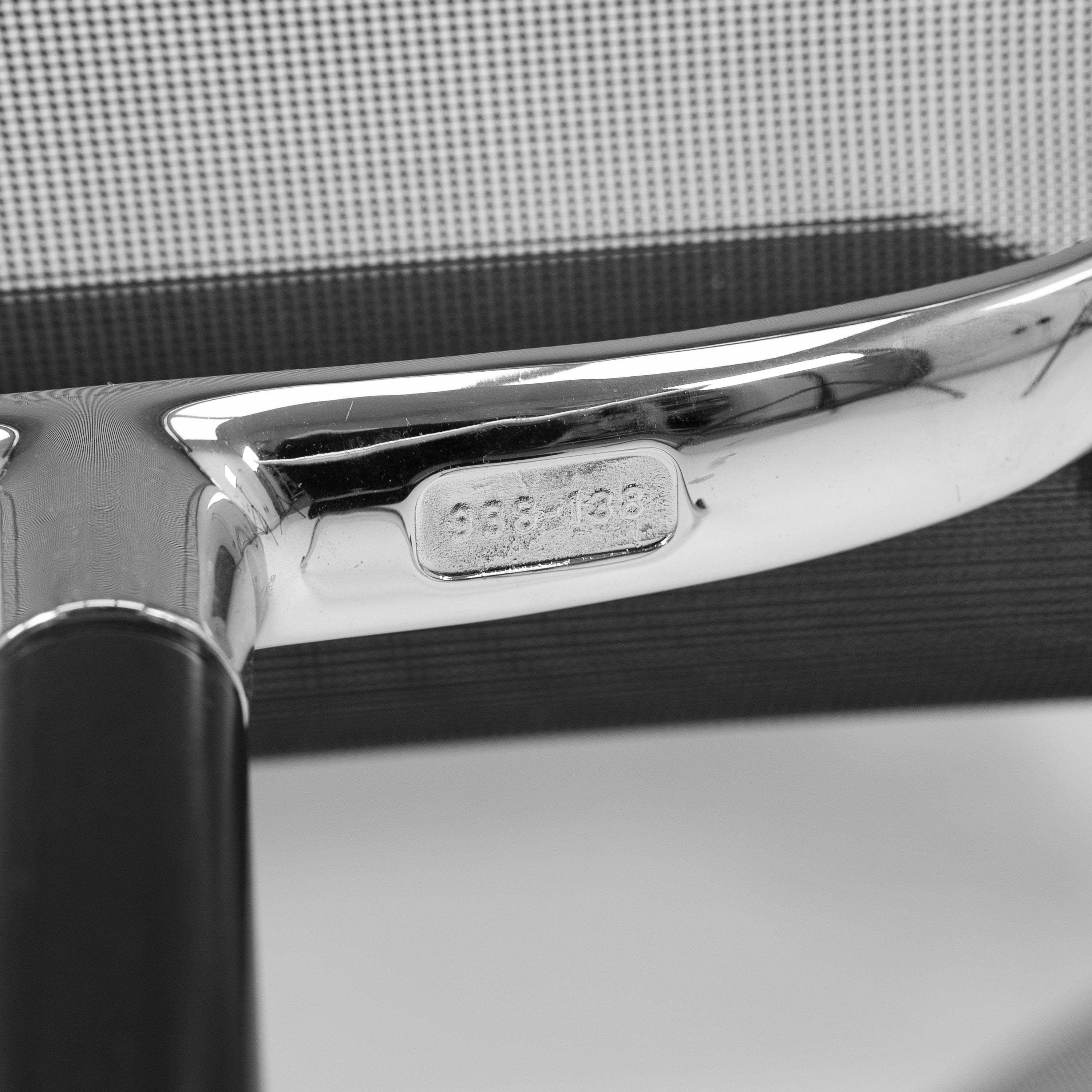 Vitra | EA108
