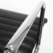 Vitra | EA108