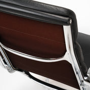 Vitra | EA116