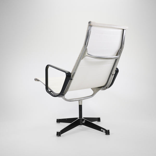 EA116 | Vitra | 1065-4