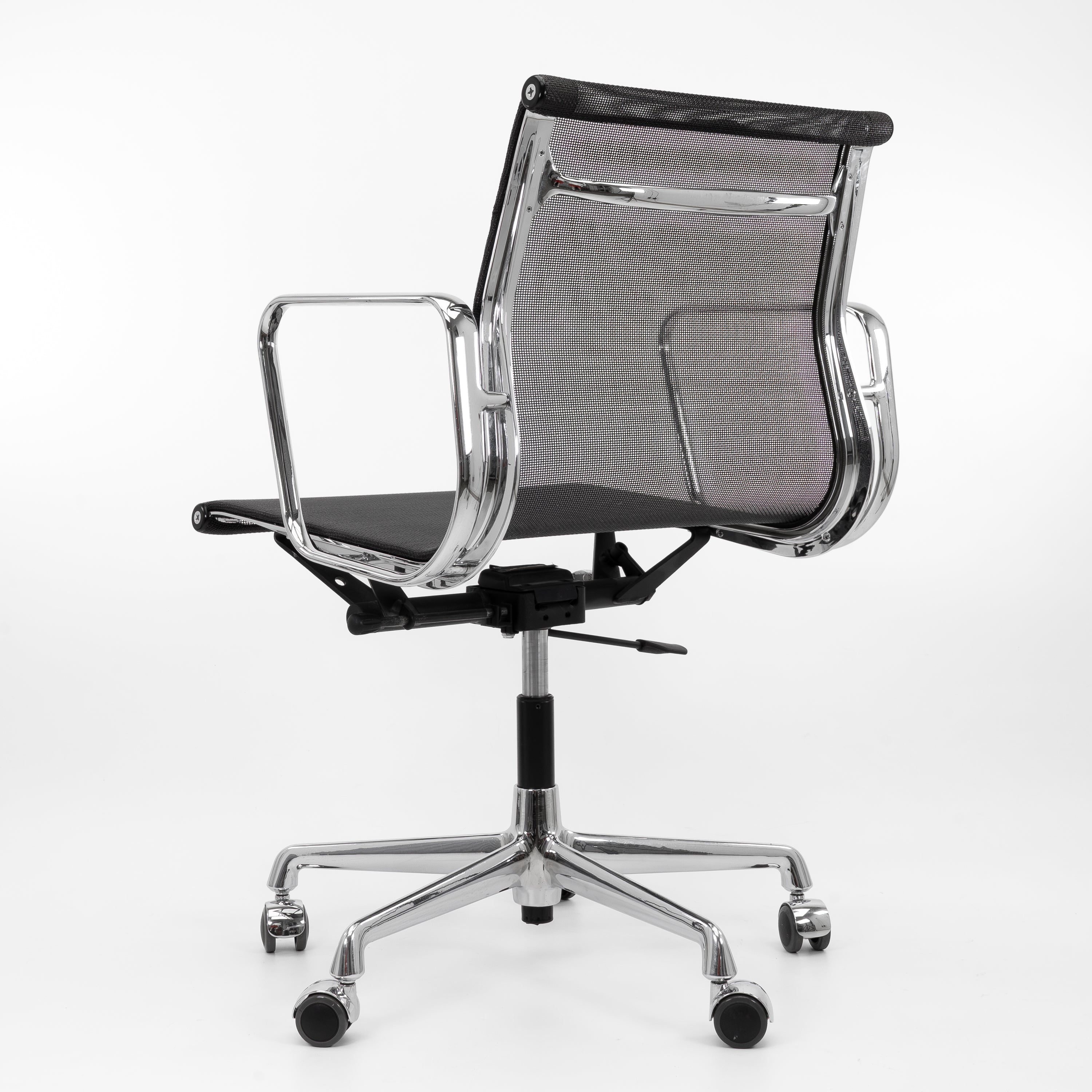 Vitra | EA 117