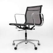 Vitra | EA 117