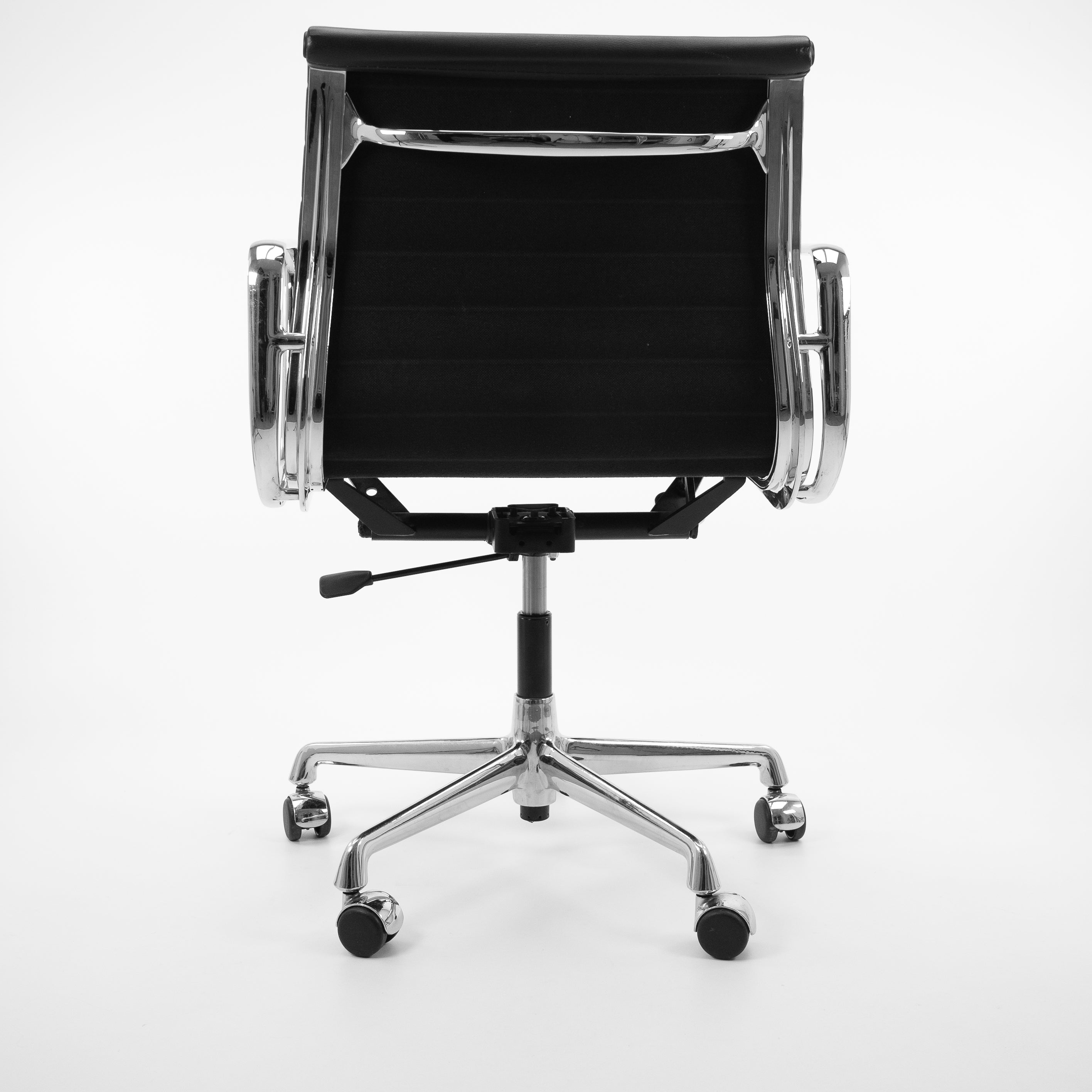 Vitra | EA117