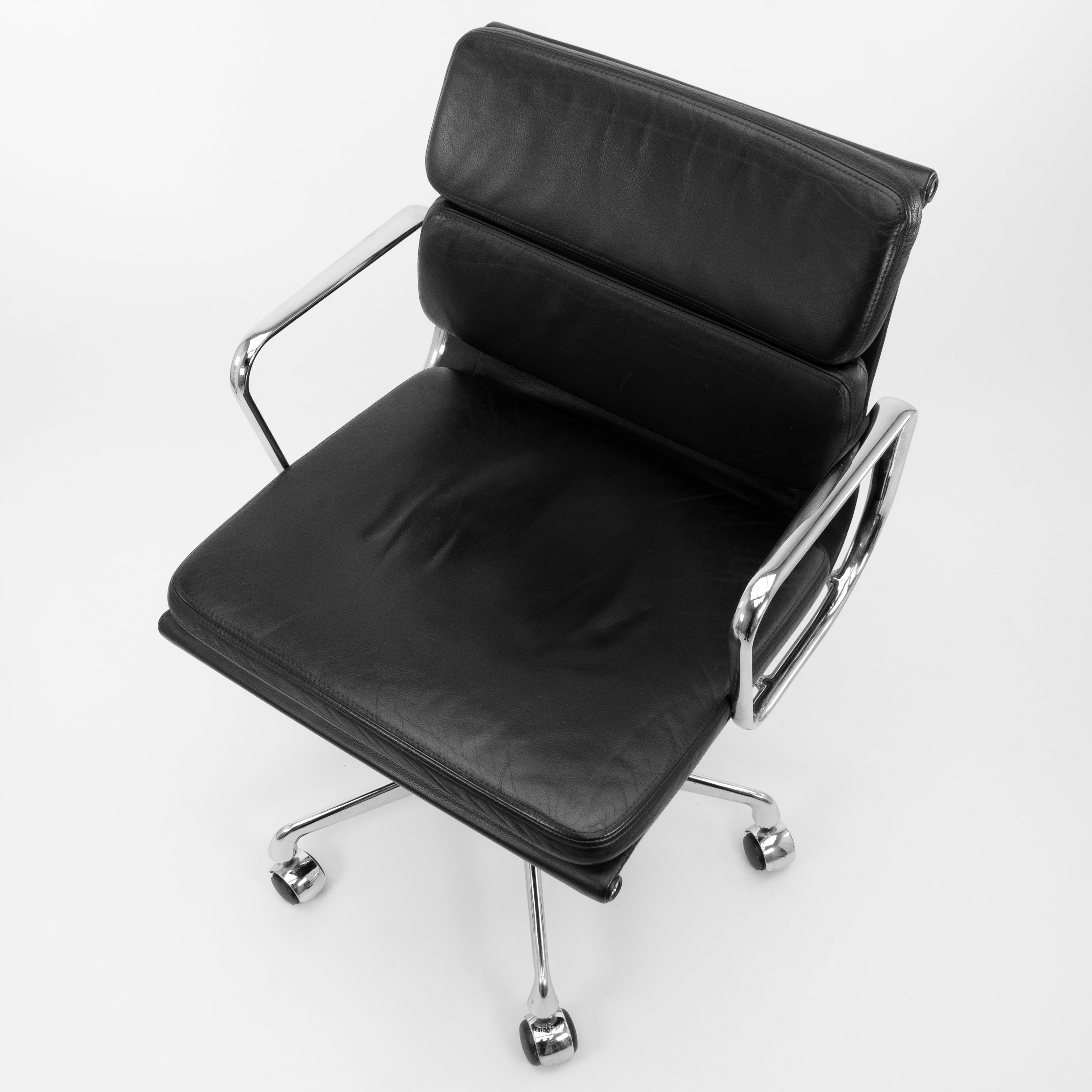 Vitra | EA 217