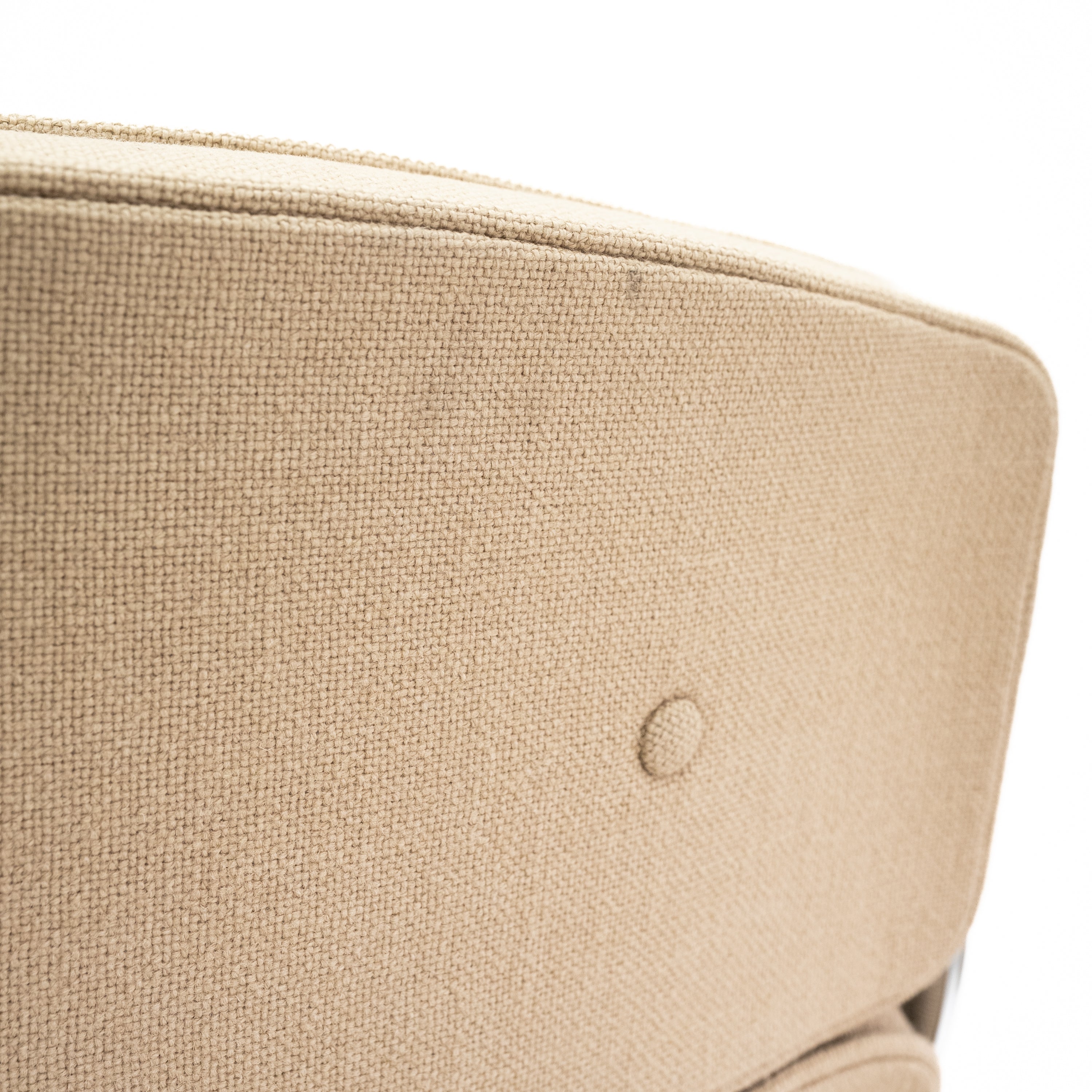 Herman Miller | ES 104 Lobby Chair