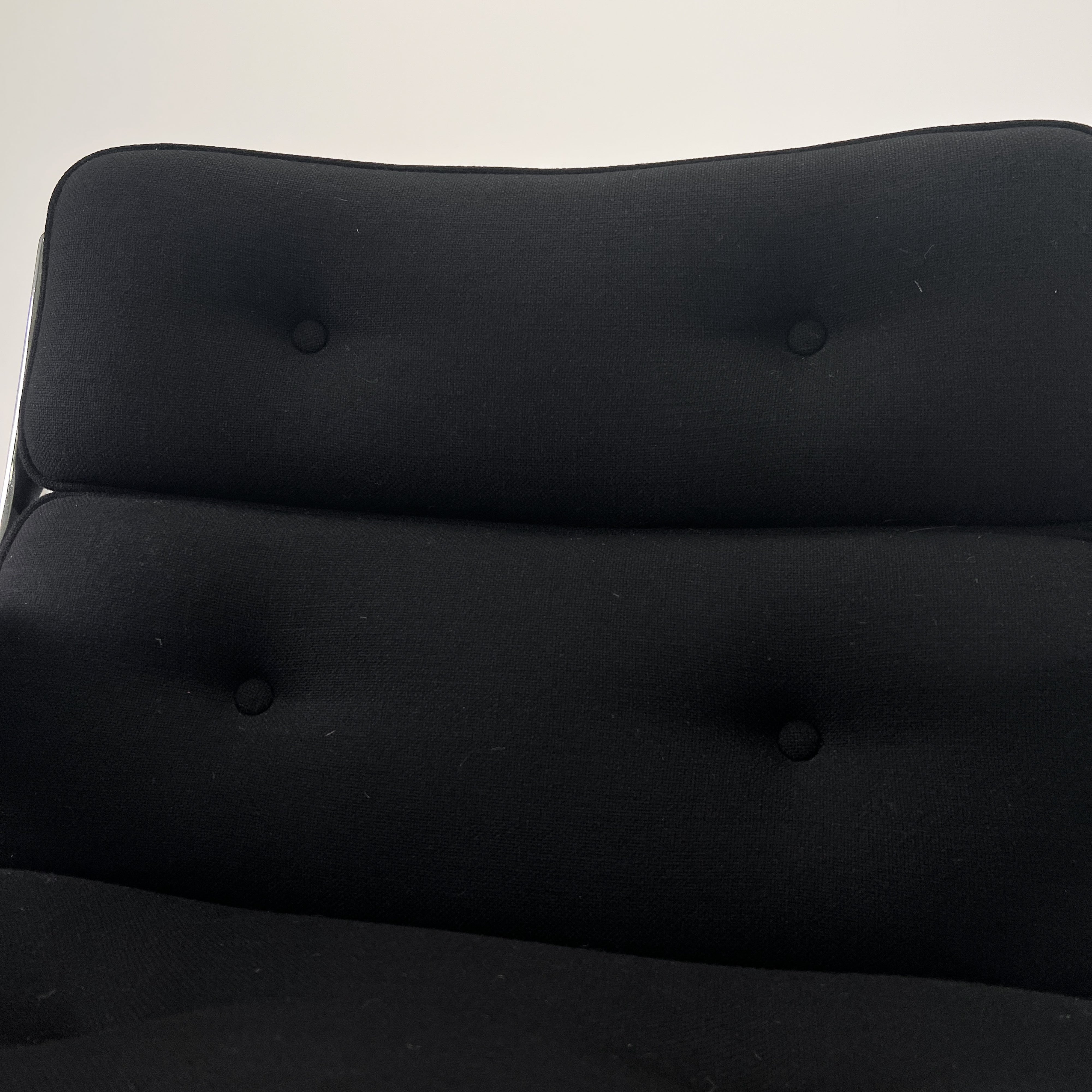 Vitra | ES105
