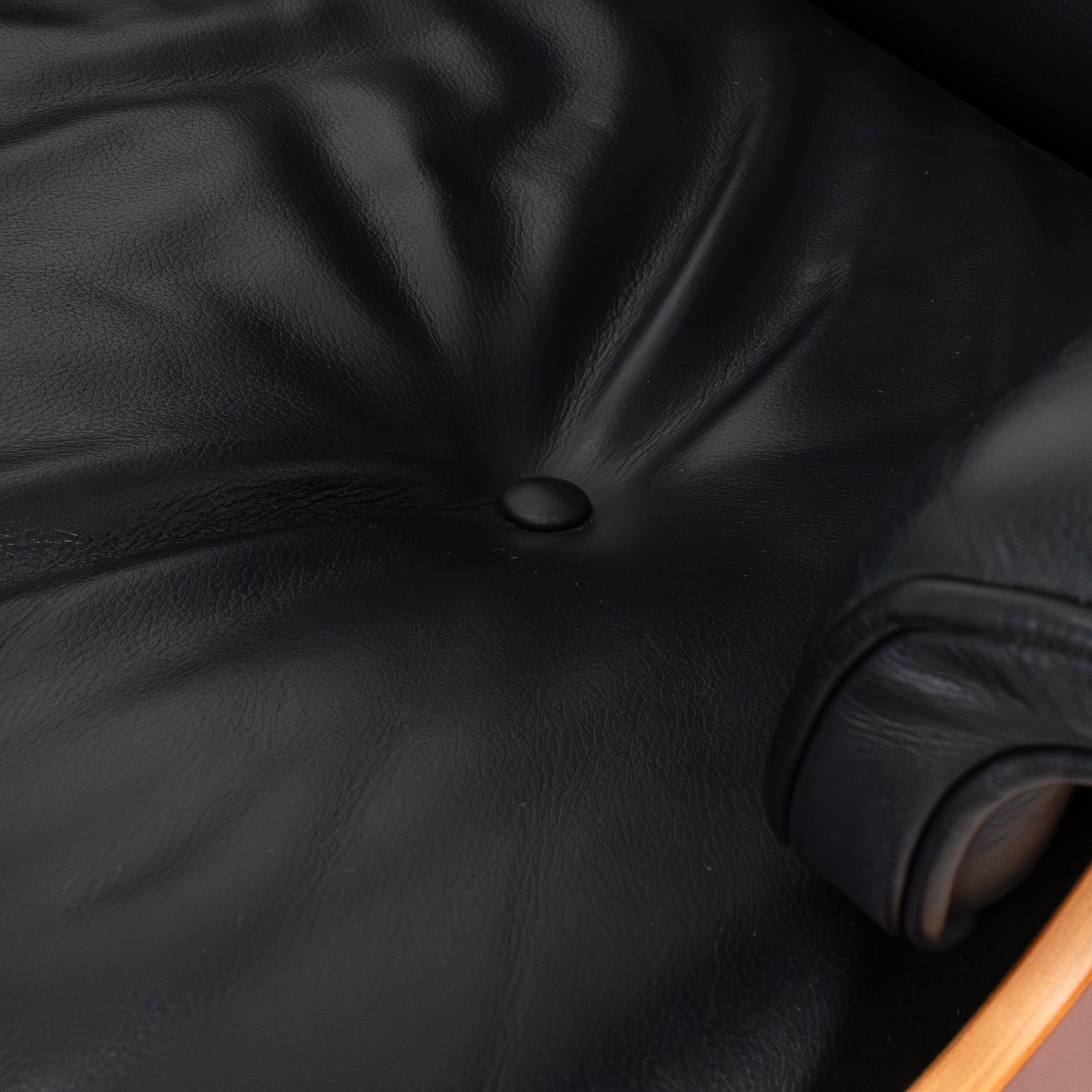 Vitra | Eames Chair Lounge mit Ottoman