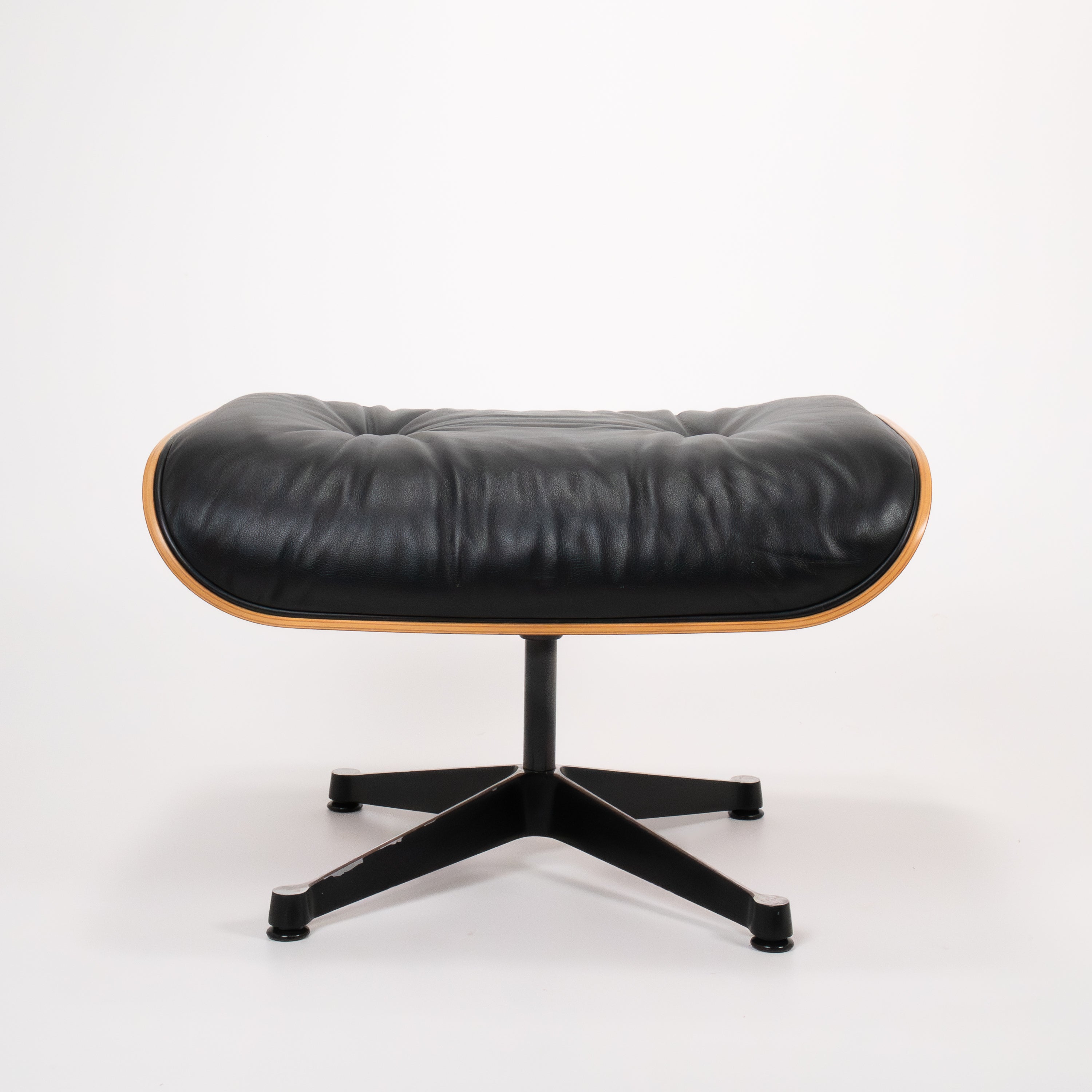 Vitra | Eames Chair Lounge mit Ottoman