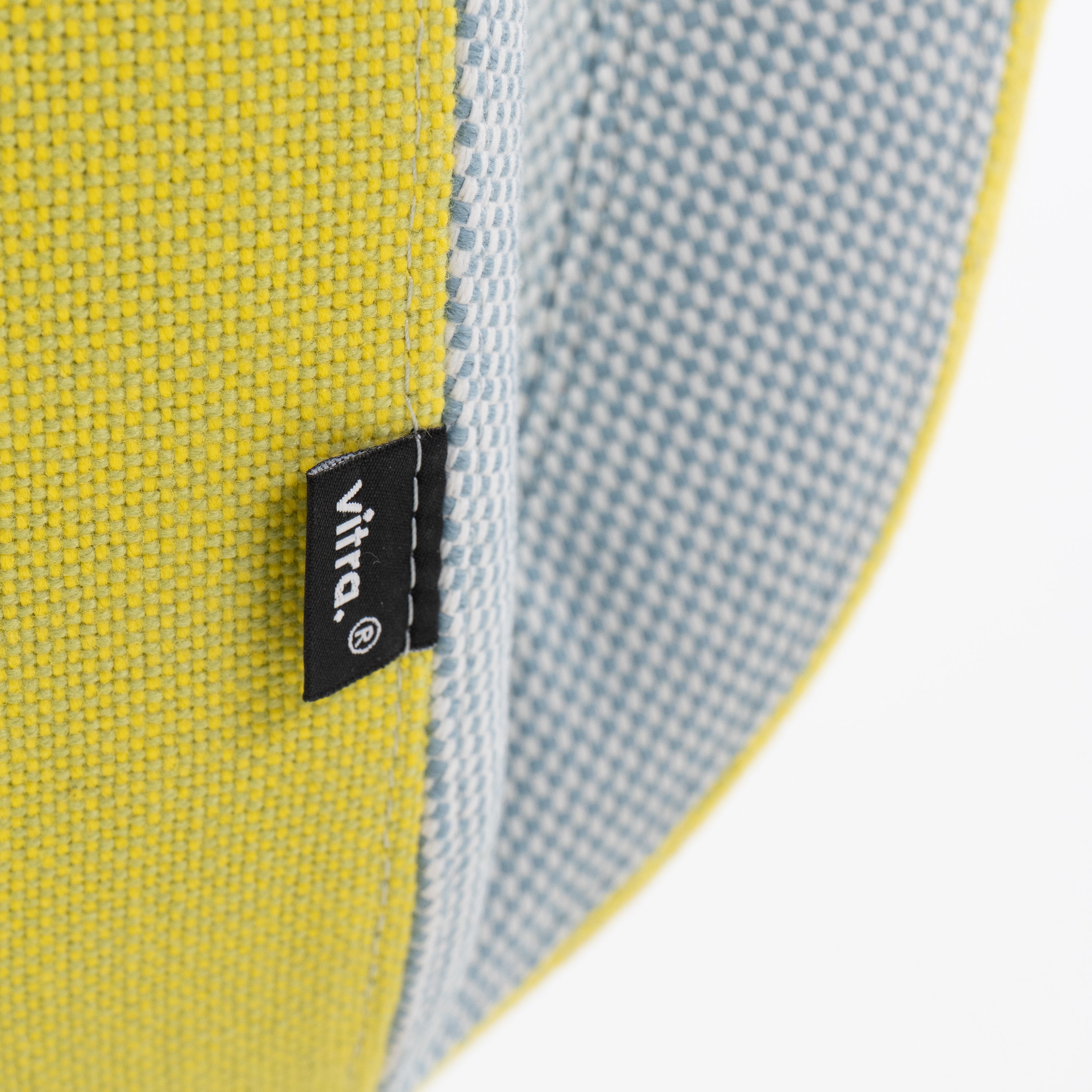 Vitra | East River Chair