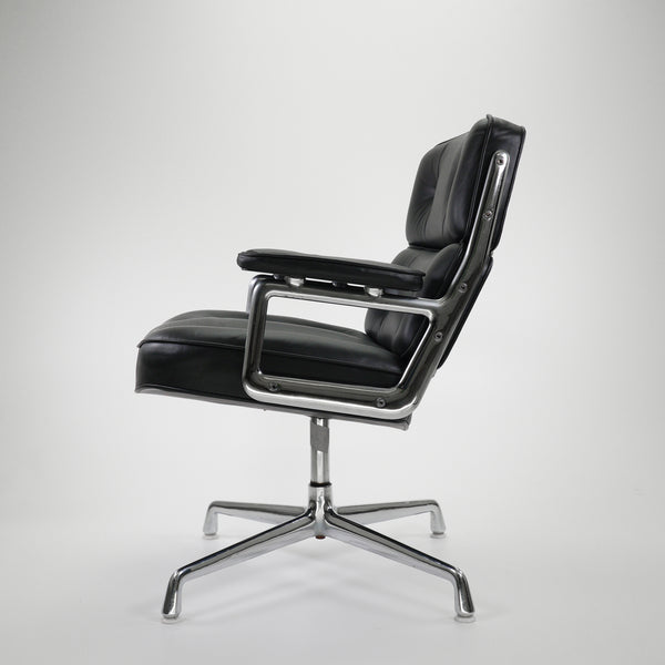 GS105 Lobby Chair | Herman Miller | 1067-3