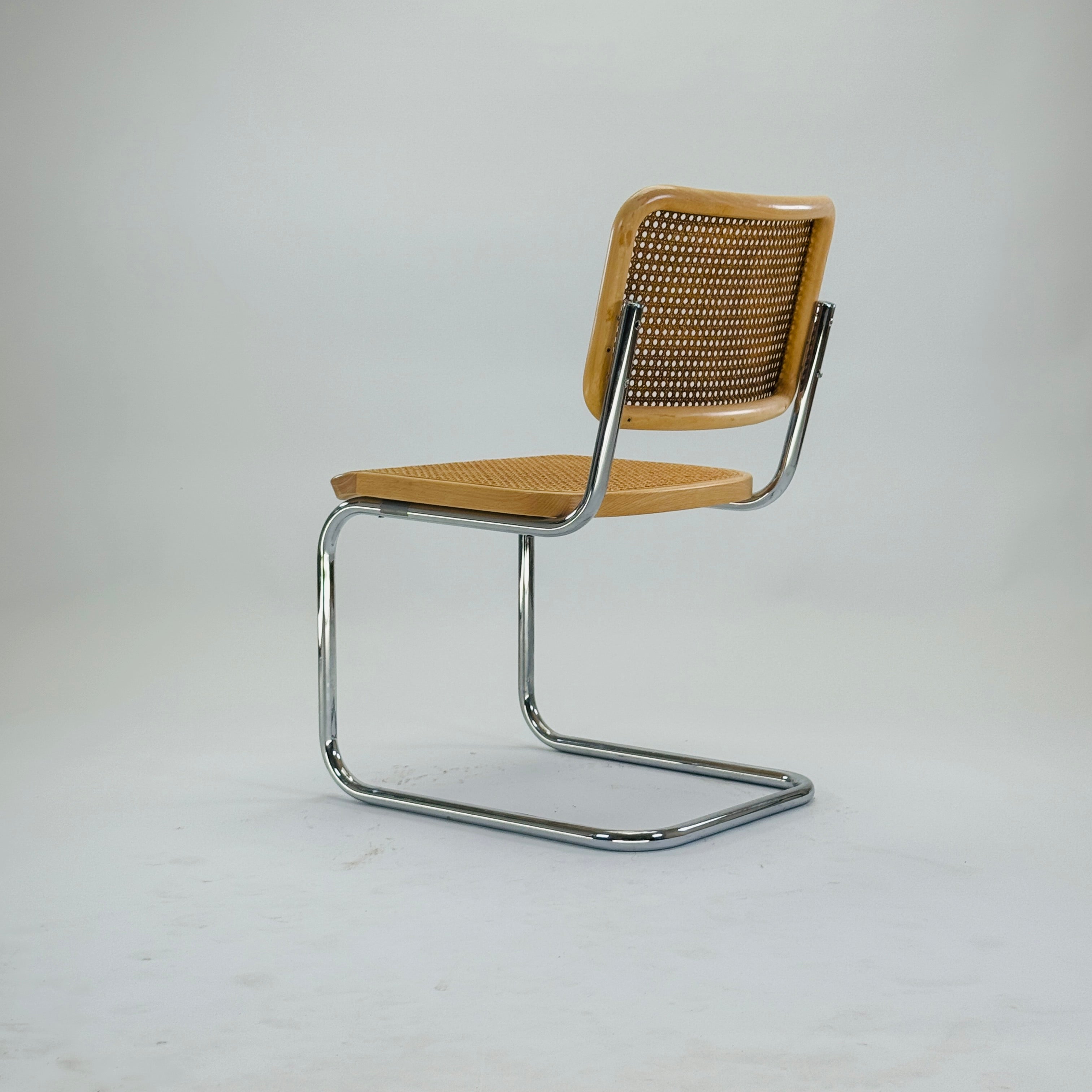Thonet | S32V