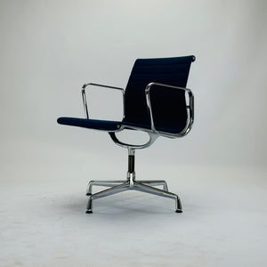 Vitra | EA 108 | Hopsack | Navy