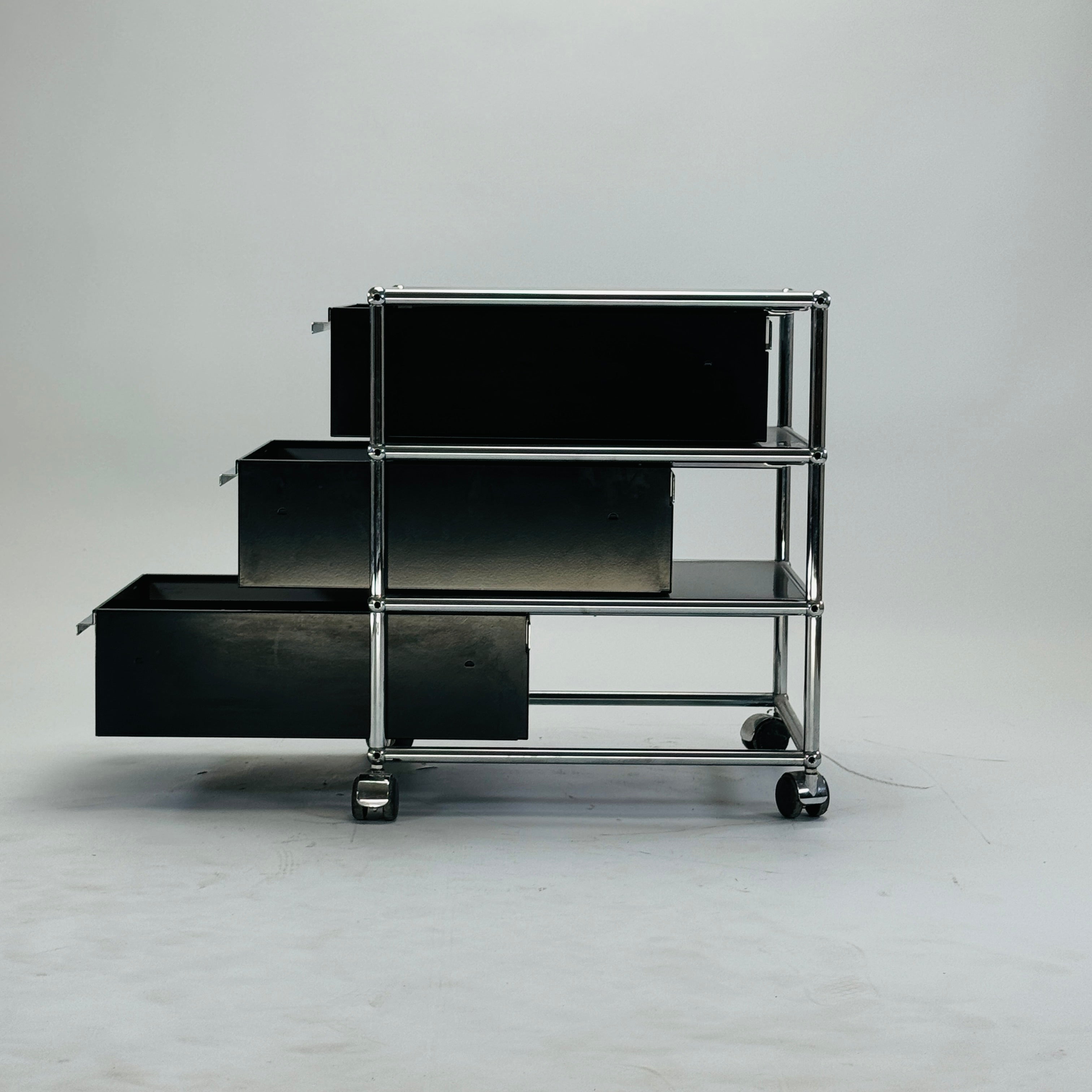 USM Haller | Rollcontainer | Schwarz