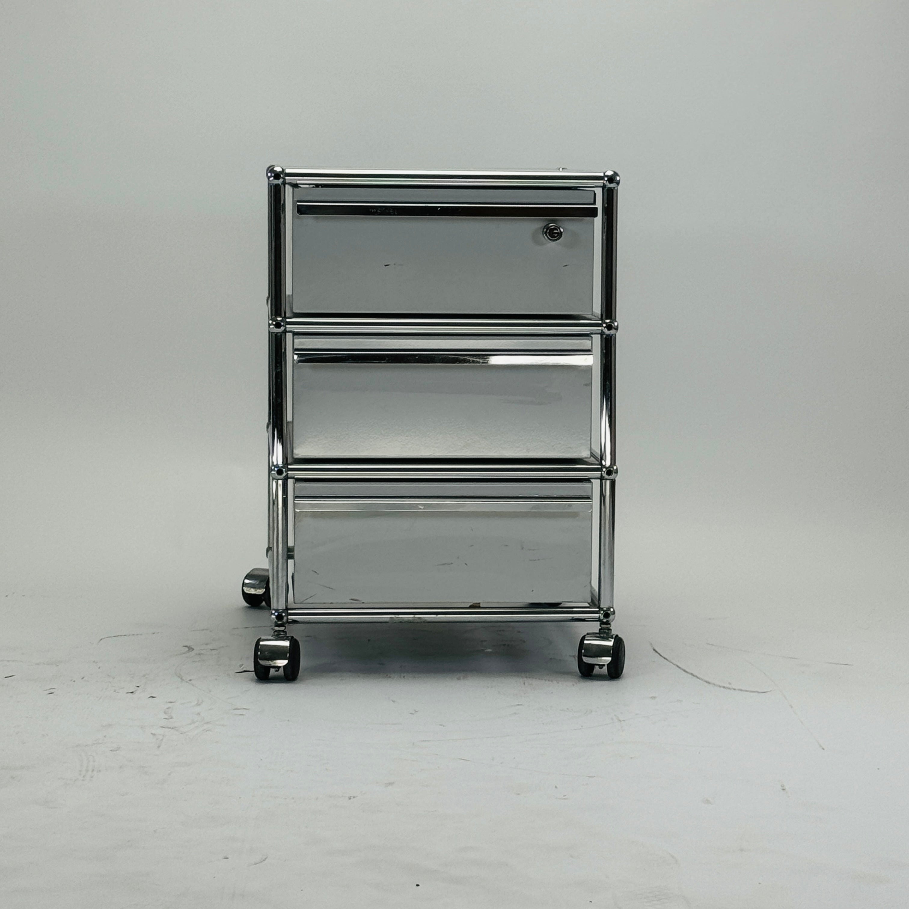 USM Haller | Rollcontainer | Lichtgrau