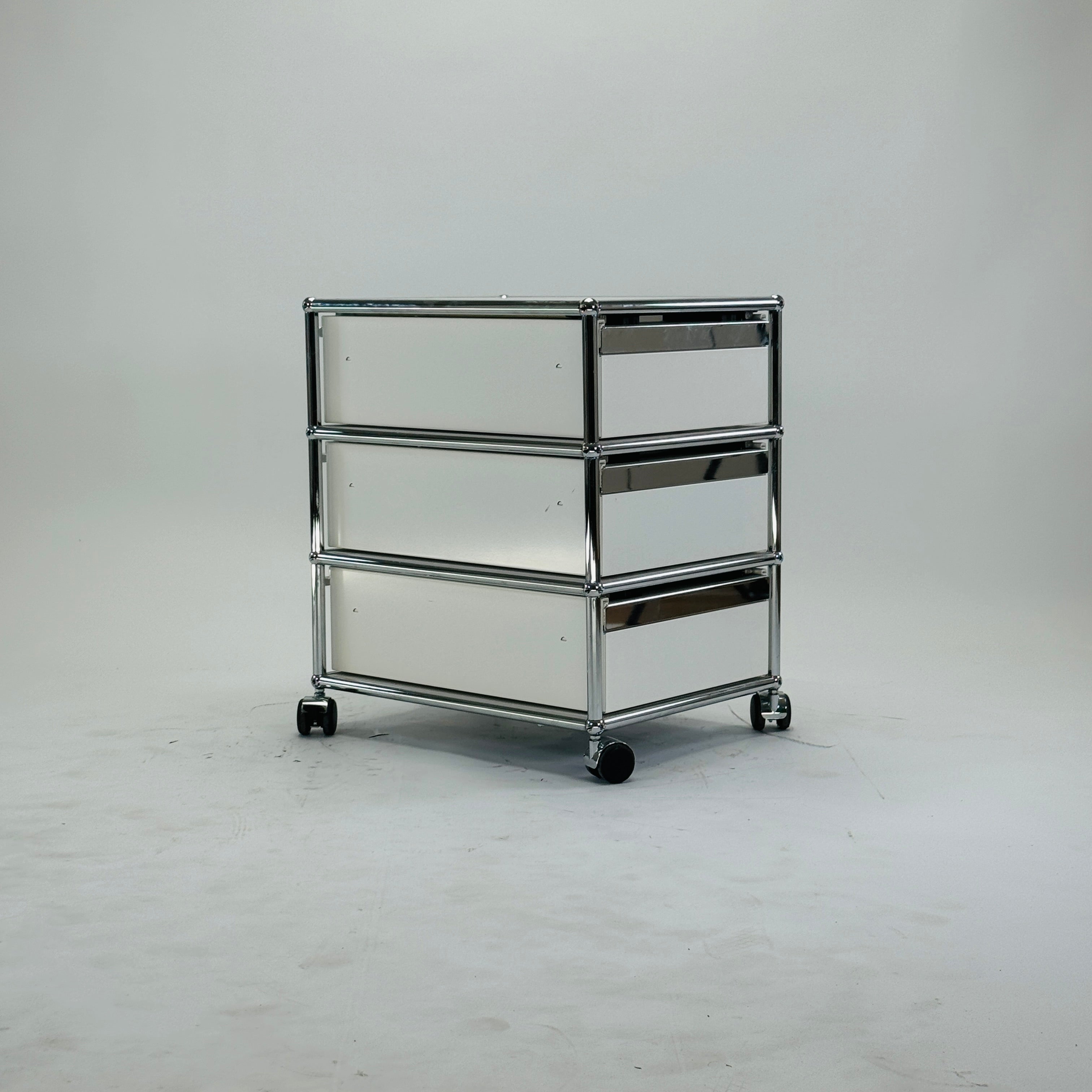 USM Haller | Rollcontainer | Weiss