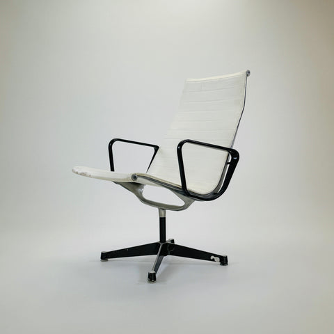 Vitra | EA 116 |  Leder | Weiß