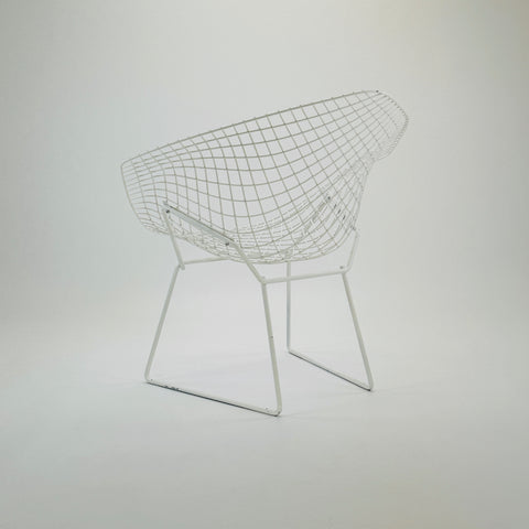 Knoll International | Bertoia Diamond Chair Weiss