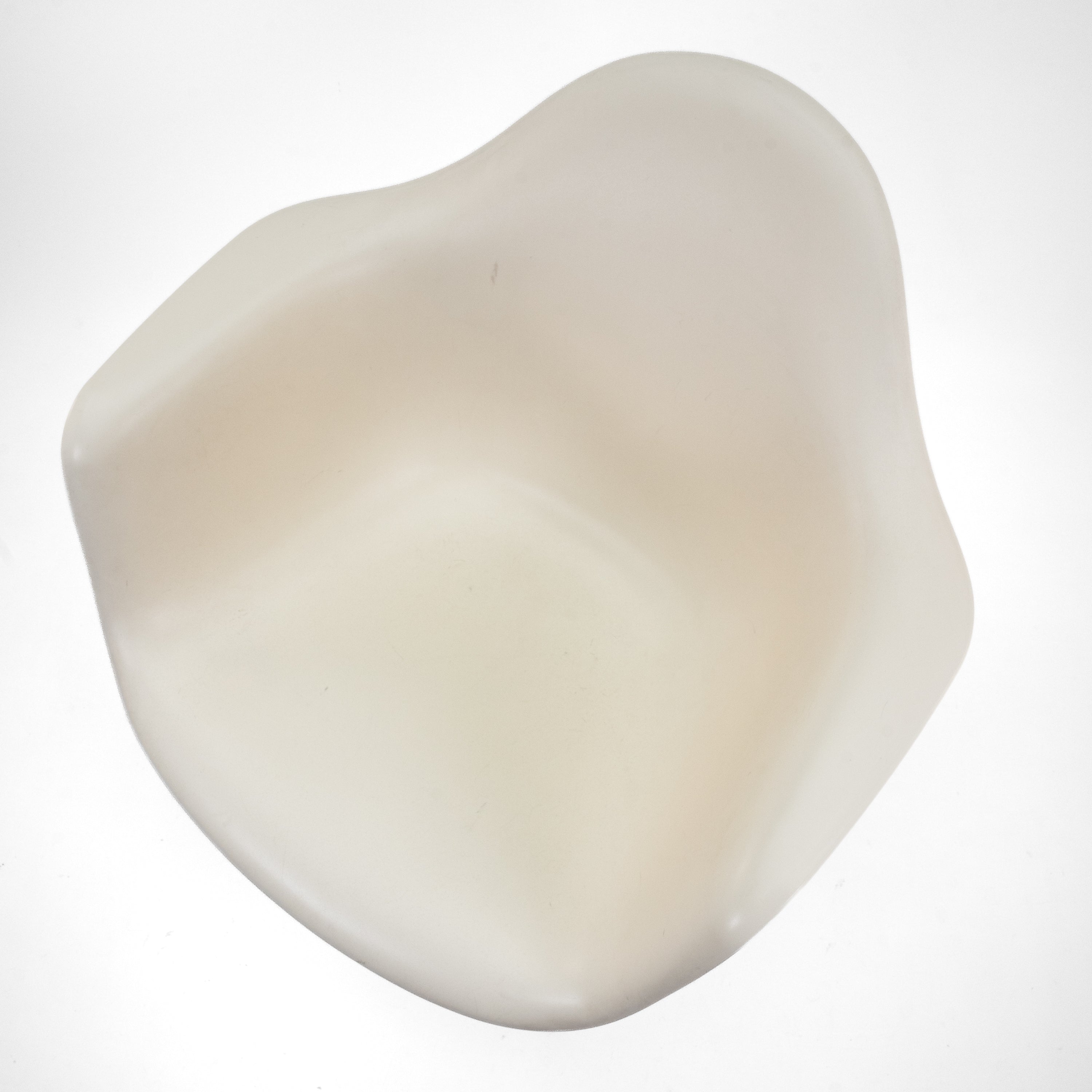 Vitra | LAR Armchair