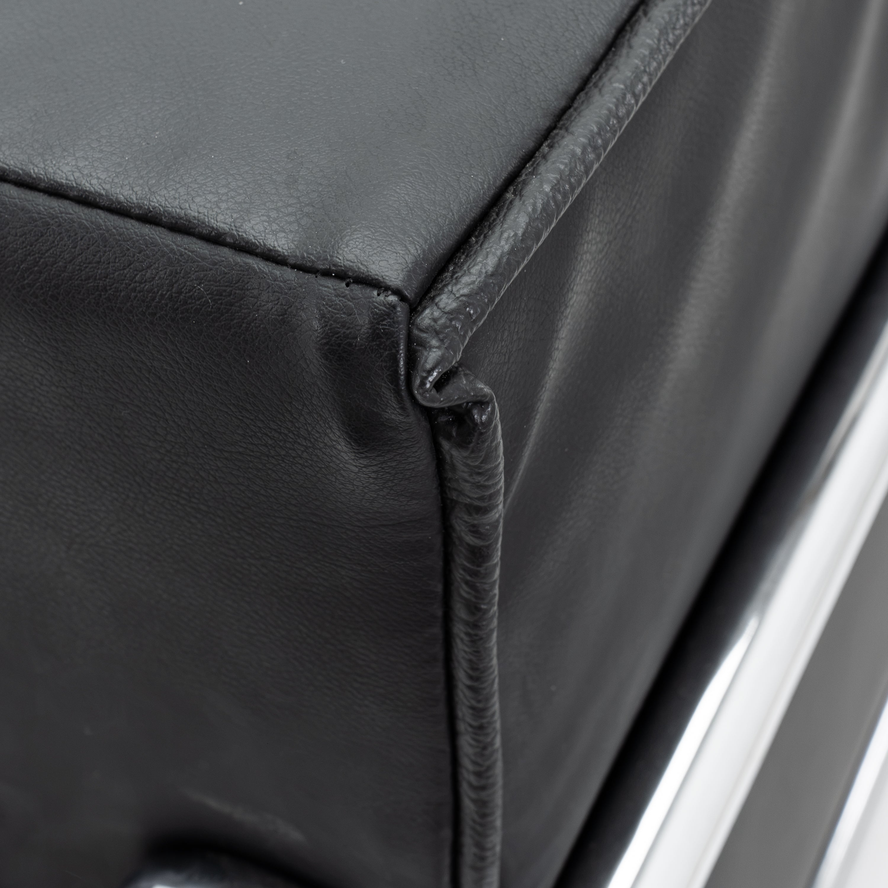 Cassina | LC2 Sessel