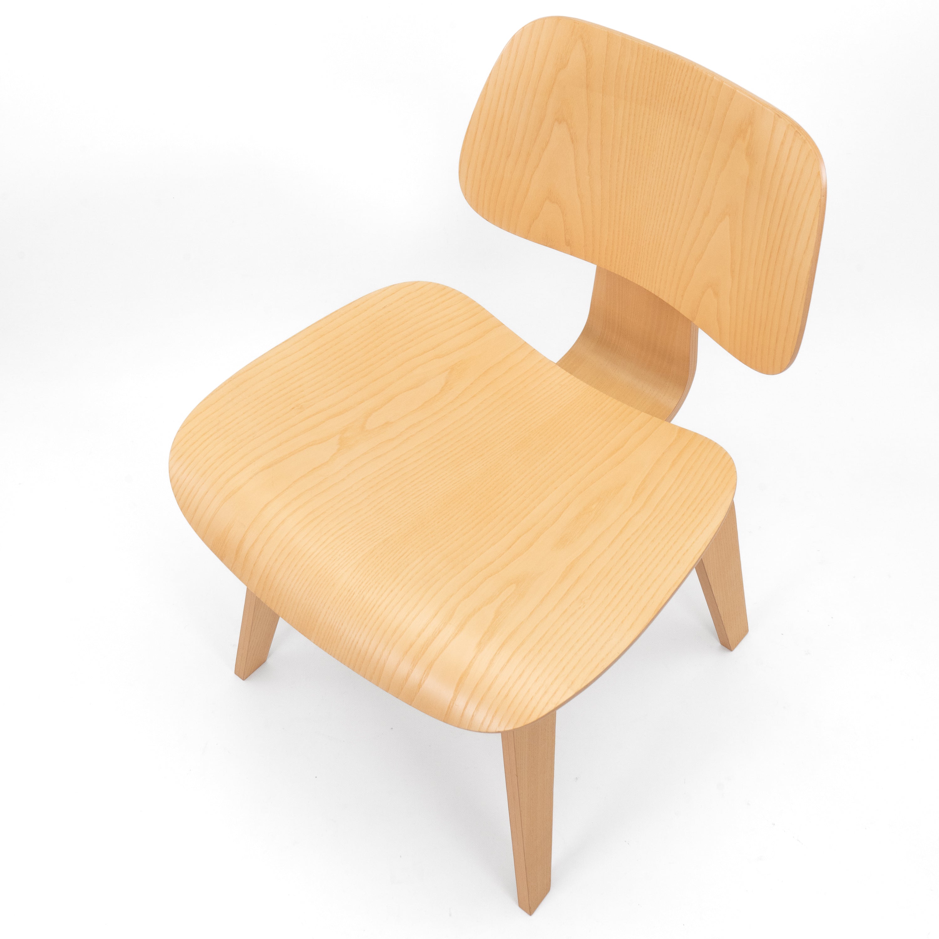 Vitra | DCW Chair