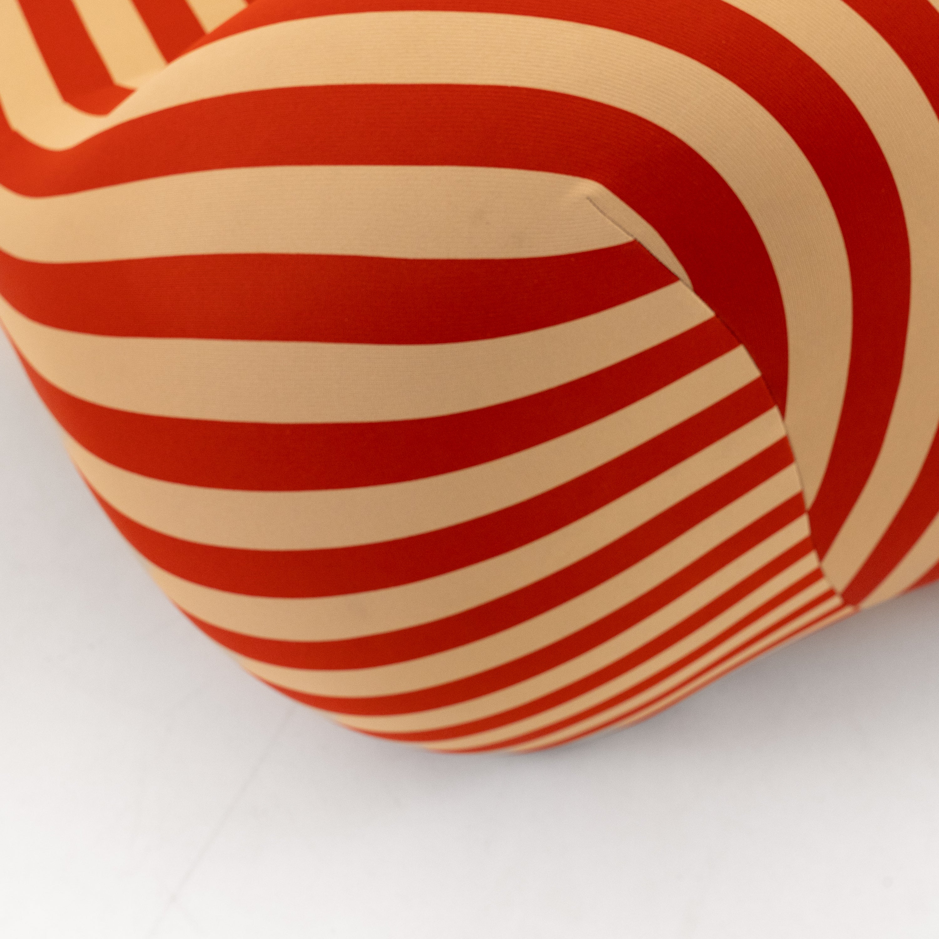 B&B Italia | La Mamma Chair