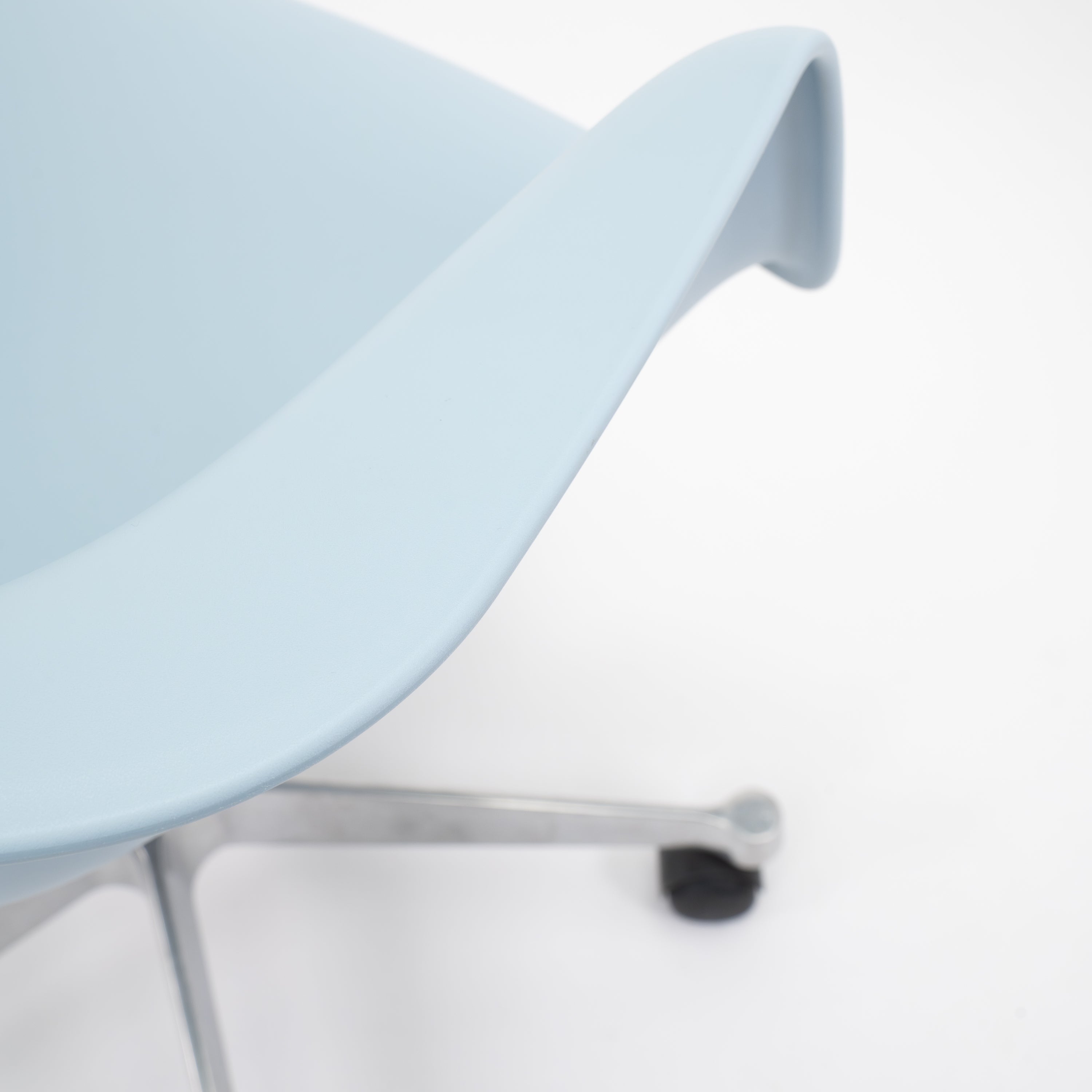 Vitra | PACC Arm Chair