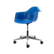 Vitra | PACC Chair