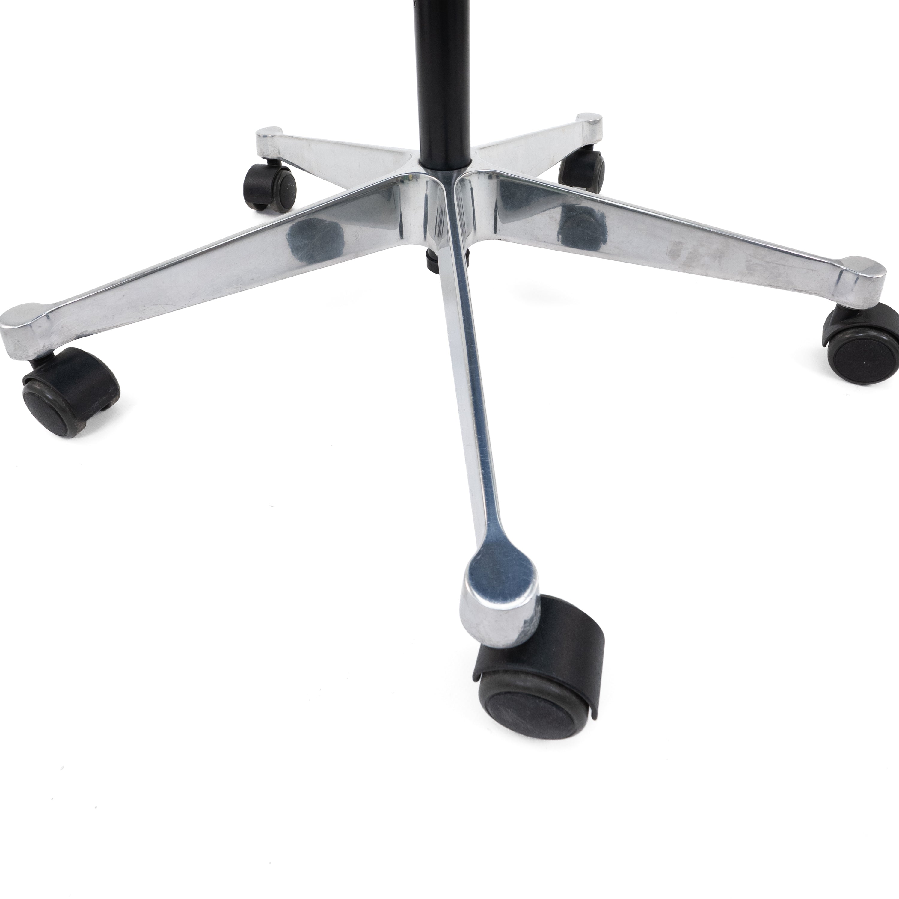 Vitra | PACC Chair