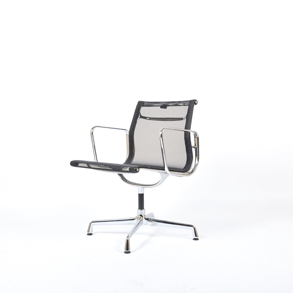 Vitra | EA 108 Besucherstuhl